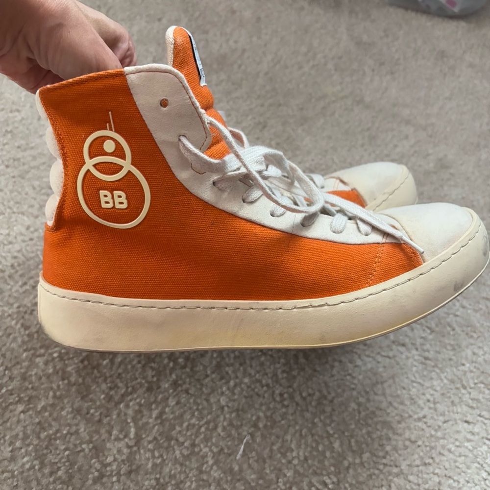 Pozu Star Wars BB8 high tops size 42